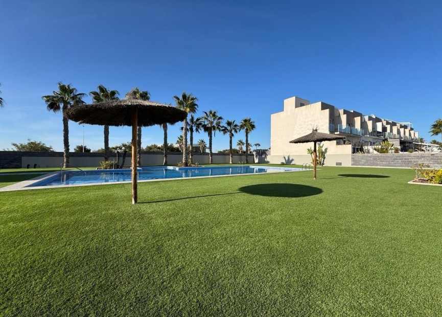 Herverkoop - Town House - Torrevieja - aguas nuevas