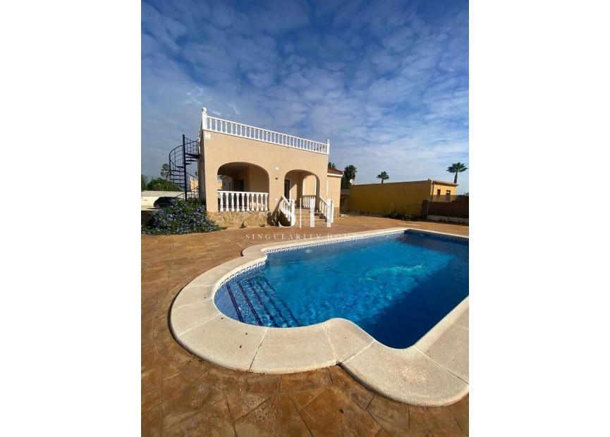 Herverkoop - Villa - Catral - Costa Blanca