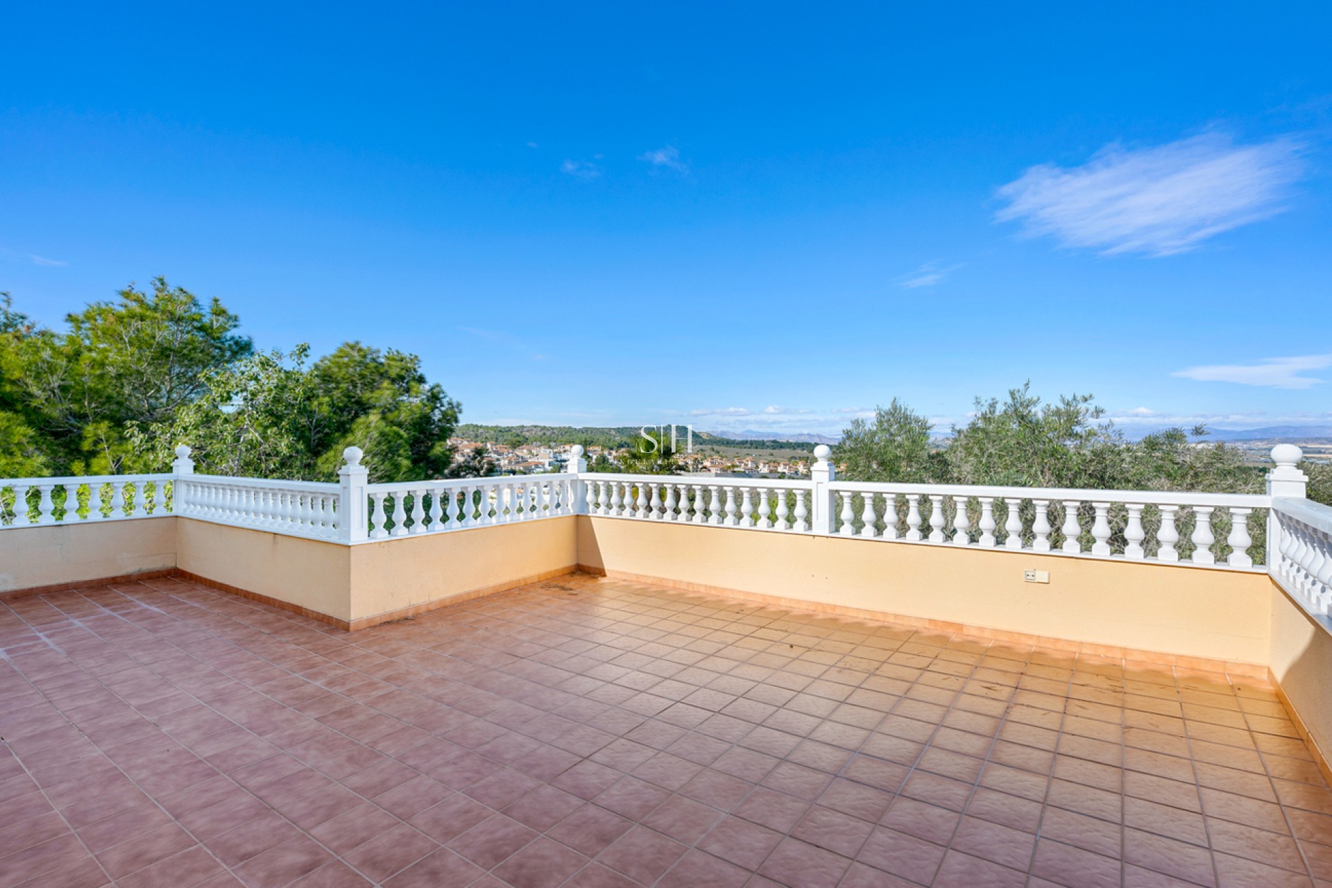 Herverkoop - Villa - Ciudad De Las Comunicaciones - Costa Blanca