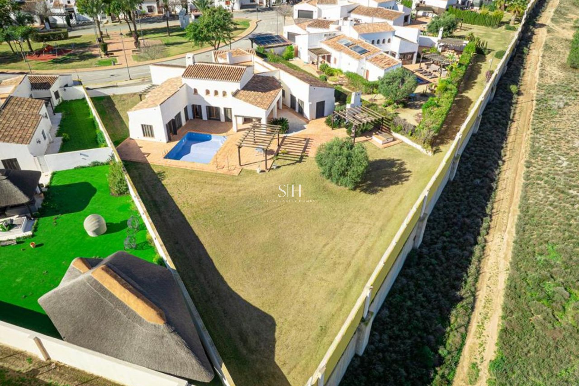 Herverkoop - Villa - El Valle Golf Resort