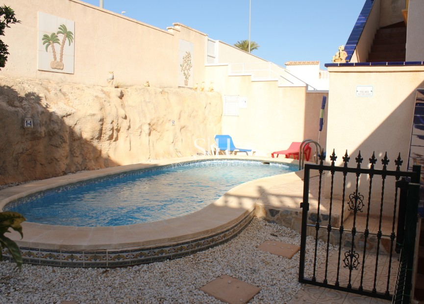 Herverkoop - Villa - La Zenia - Costa Blanca