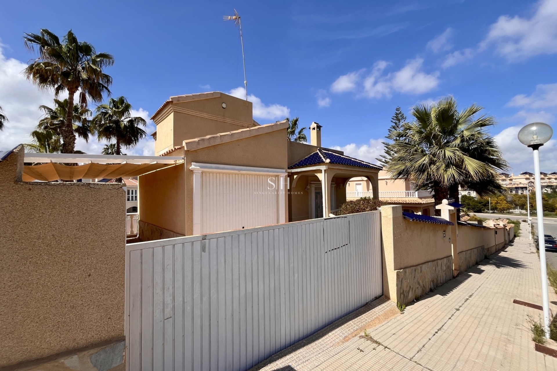 Herverkoop - Villa - La Zenia - Costa Blanca