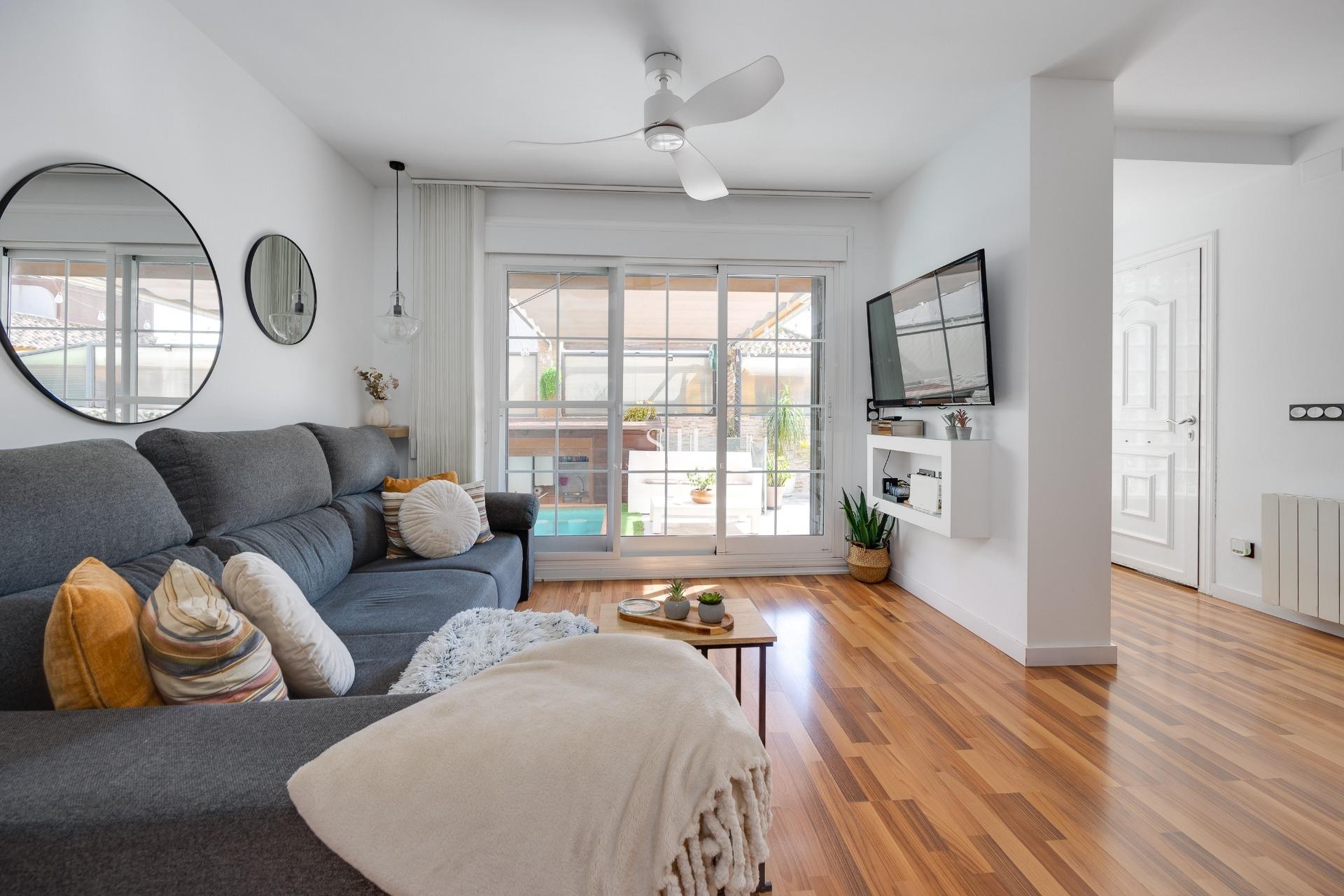 Herverkoop - Villa - Los Montesinos - La Herrada