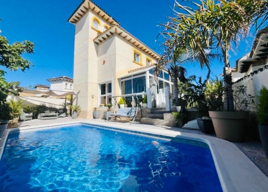 Herverkoop - Villa - Orihuela Costa - Cabo roig - La Zenia