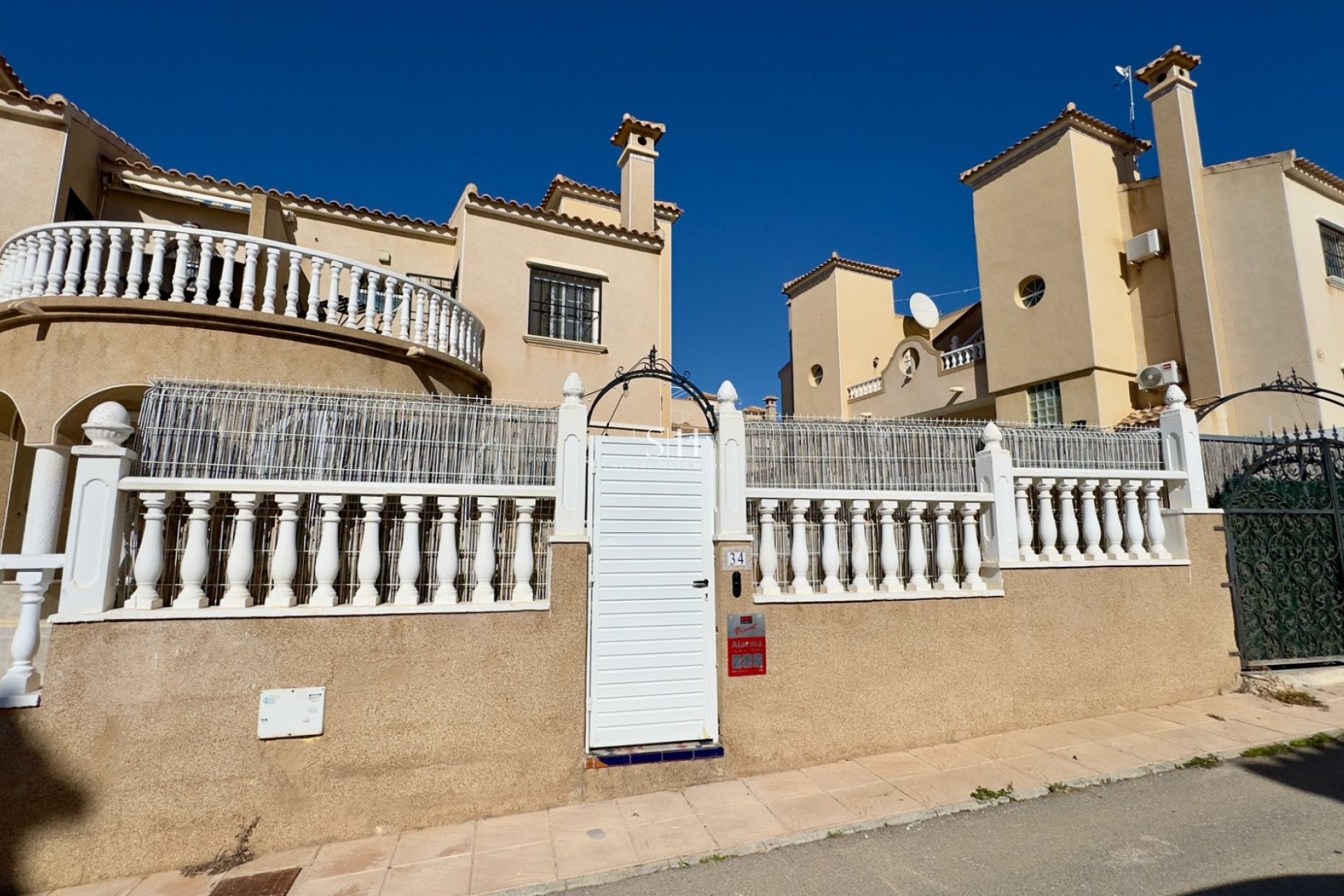 Herverkoop - Villa - Orihuela Costa - Costa Blanca