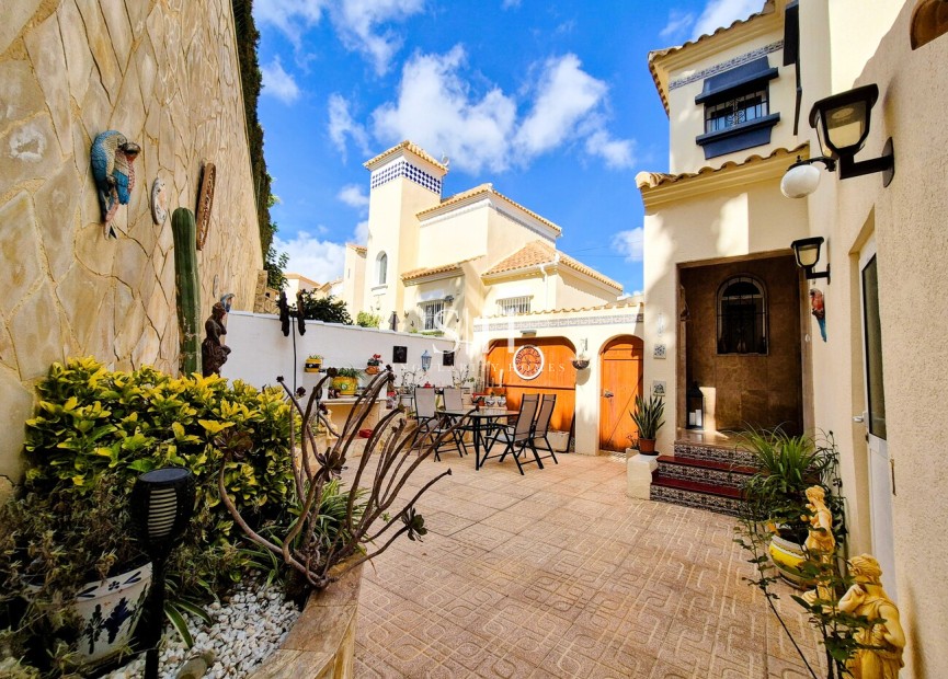 Herverkoop - Villa - Orihuela Costa - Costa Blanca