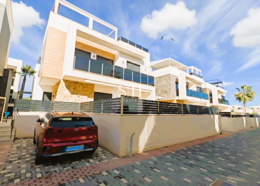 Herverkoop - Villa - Orihuela Costa - Costa Blanca