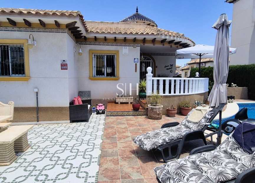 Herverkoop - Villa - Orihuela Costa - Costa Blanca