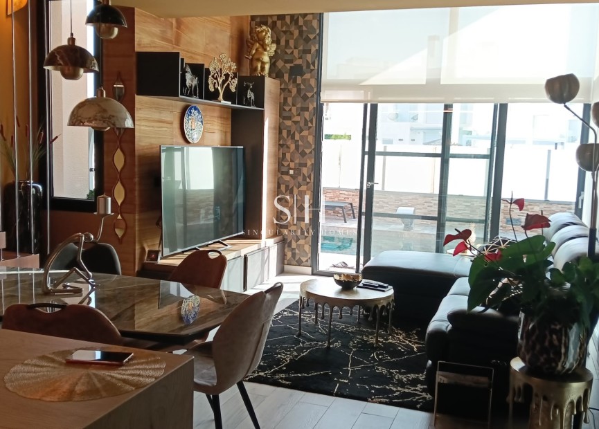 Herverkoop - Villa - Orihuela Costa - Costa Blanca