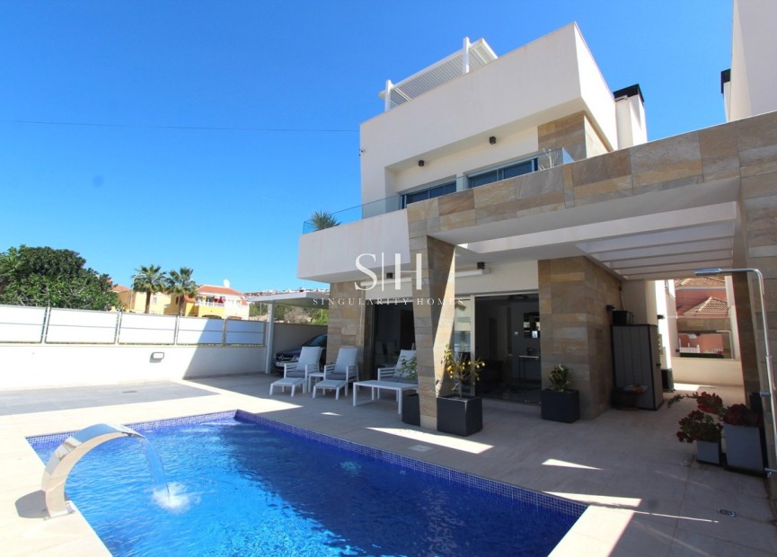Herverkoop - Villa - Orihuela Costa - El Galan
