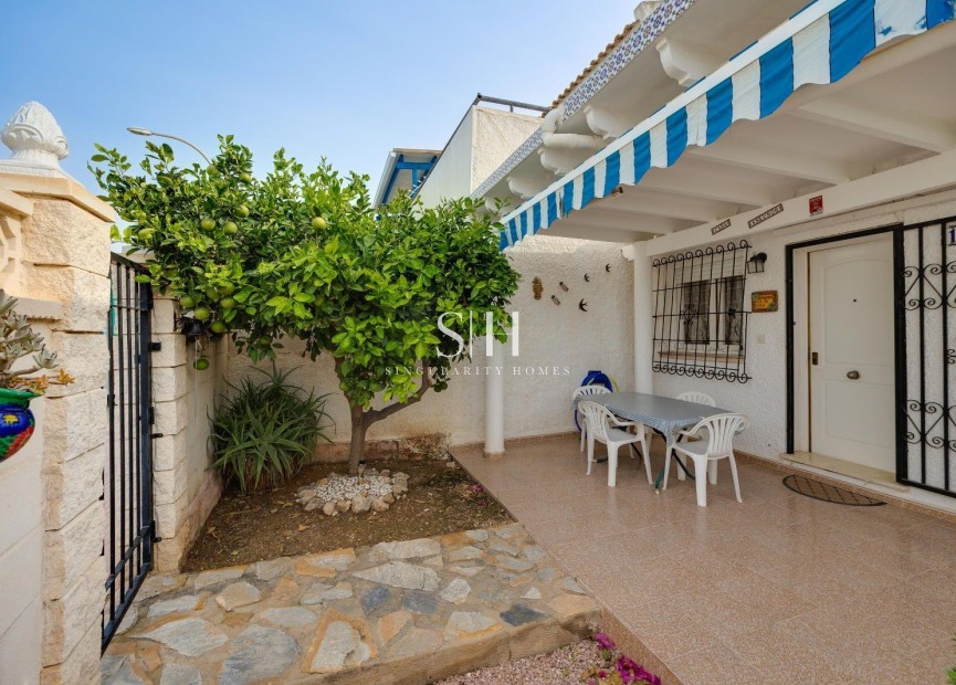 Herverkoop - Villa - Orihuela Costa - La Florida