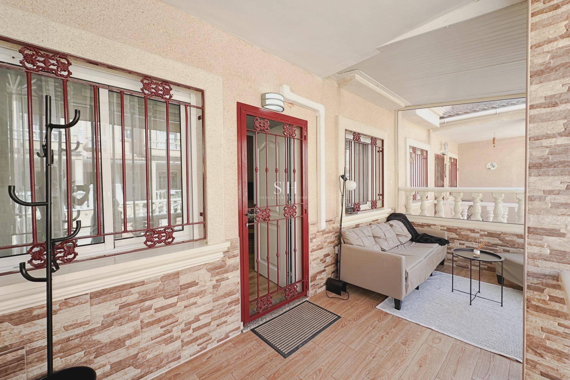 Herverkoop - Villa - Orihuela Costa - La Zenia