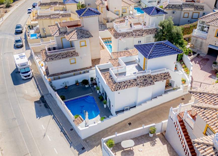 Herverkoop - Villa - Orihuela Costa - La Zenia