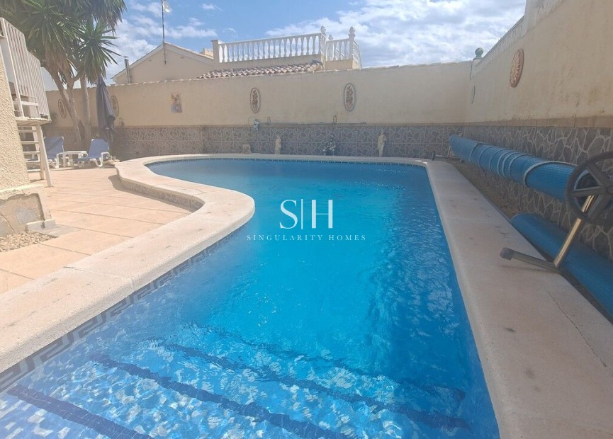 Herverkoop - Villa - Orihuela Costa - Las Filipinas