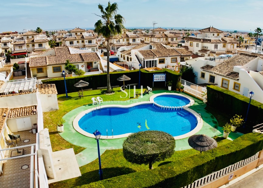 Herverkoop - Villa - Orihuela Costa - Lomas de Cabo Roig