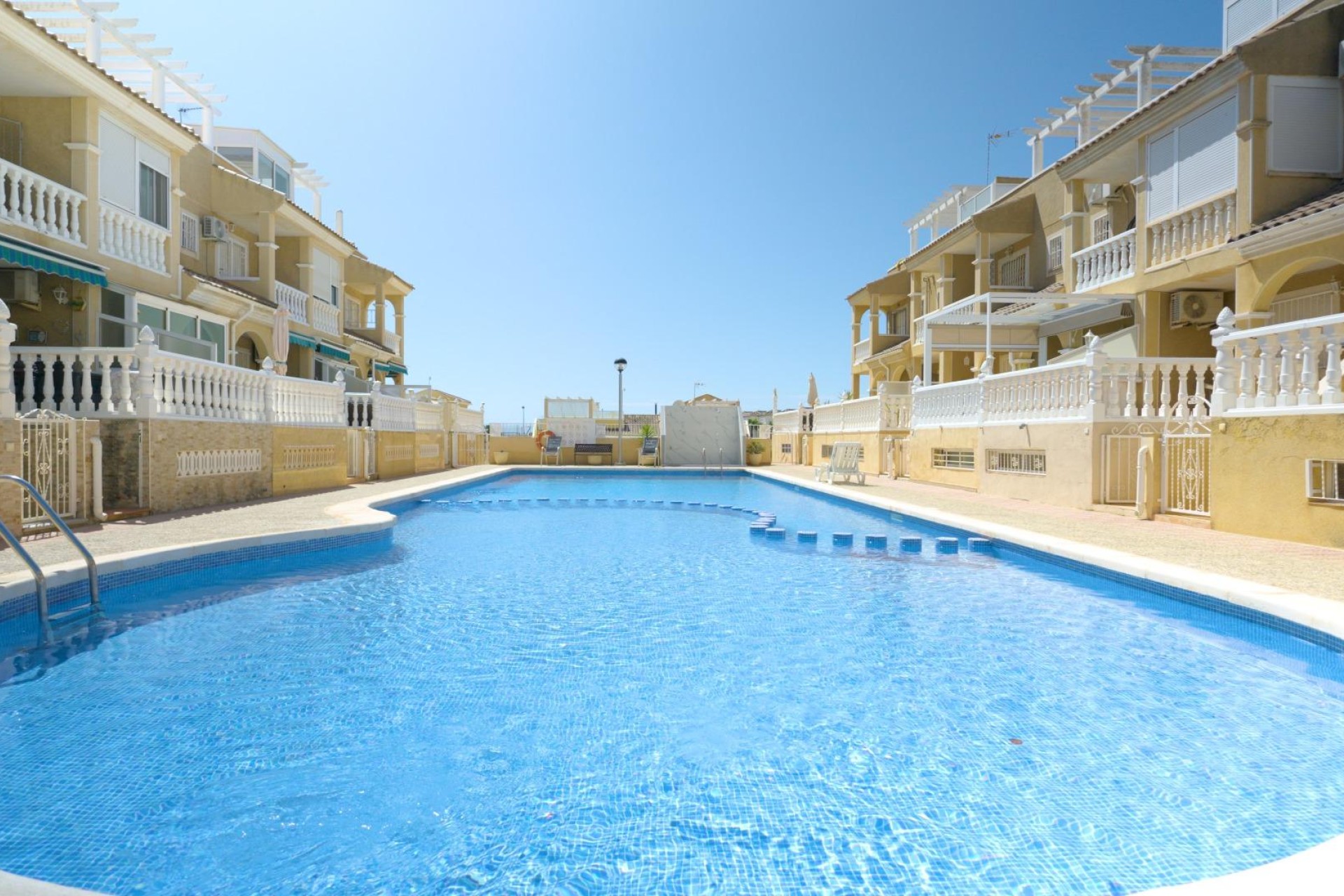 Herverkoop - Villa - Orihuela Costa - Playa Flamenca Norte