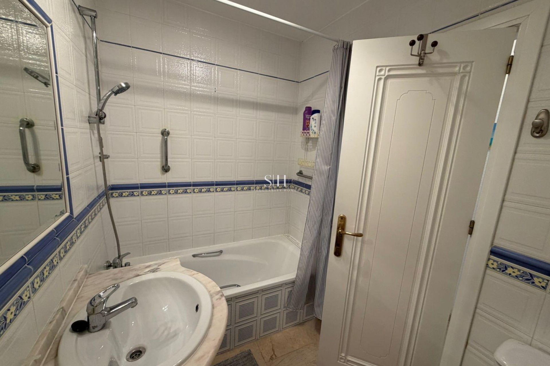 Herverkoop - Villa - Orihuela Costa - Playa Flamenca