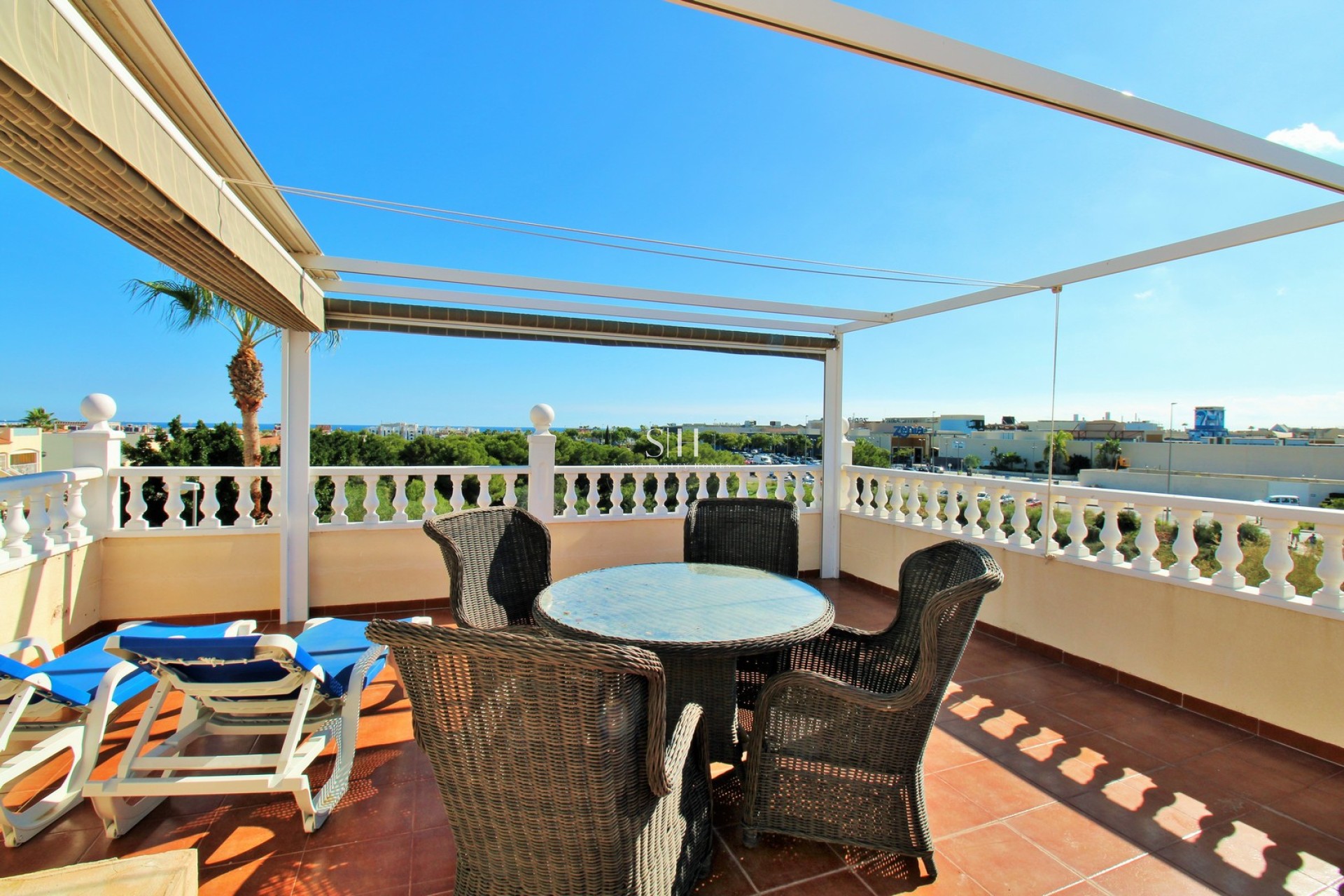 Herverkoop - Villa - Orihuela Costa - Playa Flamenca