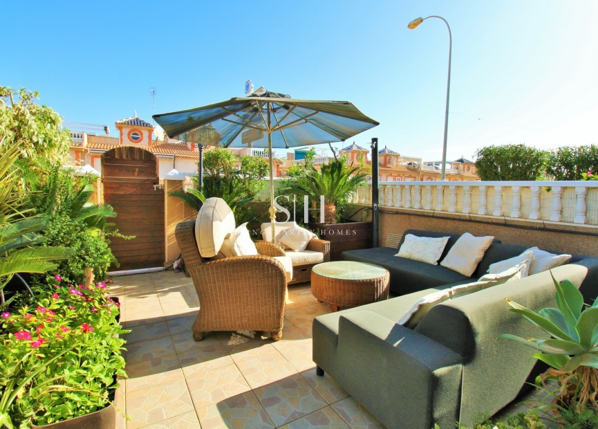 Herverkoop - Villa - Orihuela Costa - Playa Flamenca