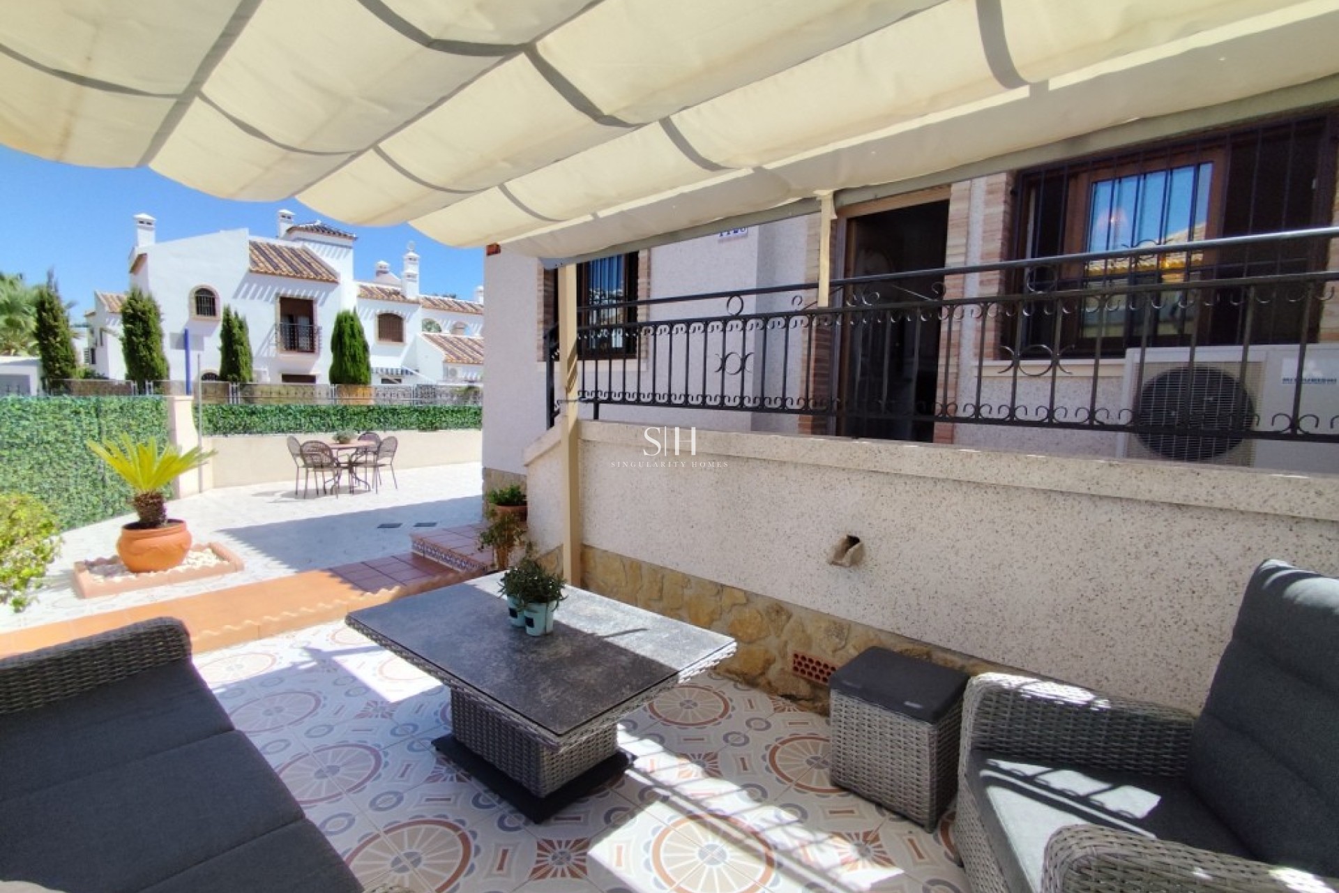 Herverkoop - Villa - Orihuela Costa - Villamartin