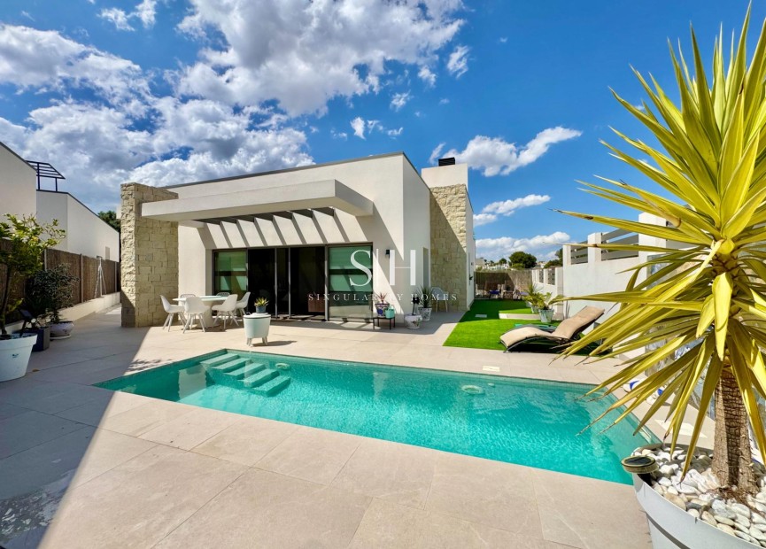 Herverkoop - Villa - San Miguel de Salinas - Blue Lagoon - Galán
