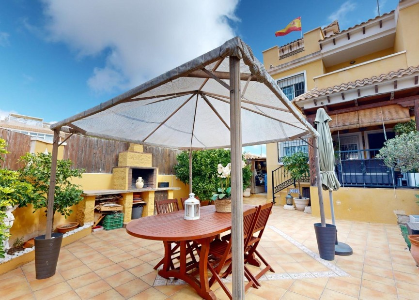 Herverkoop - Villa - Torrevieja - Aguas nuevas 1