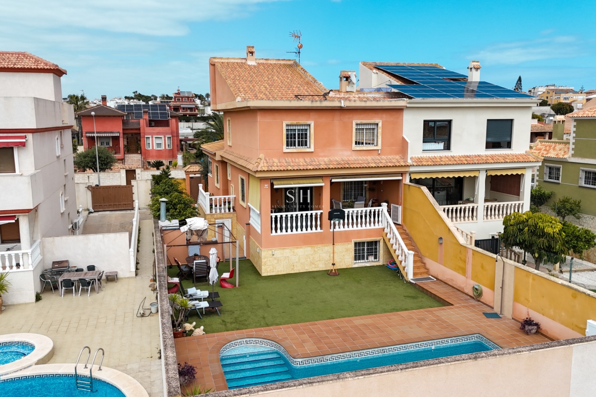 Herverkoop - Villa - Torrevieja - Aguas nuevas 1