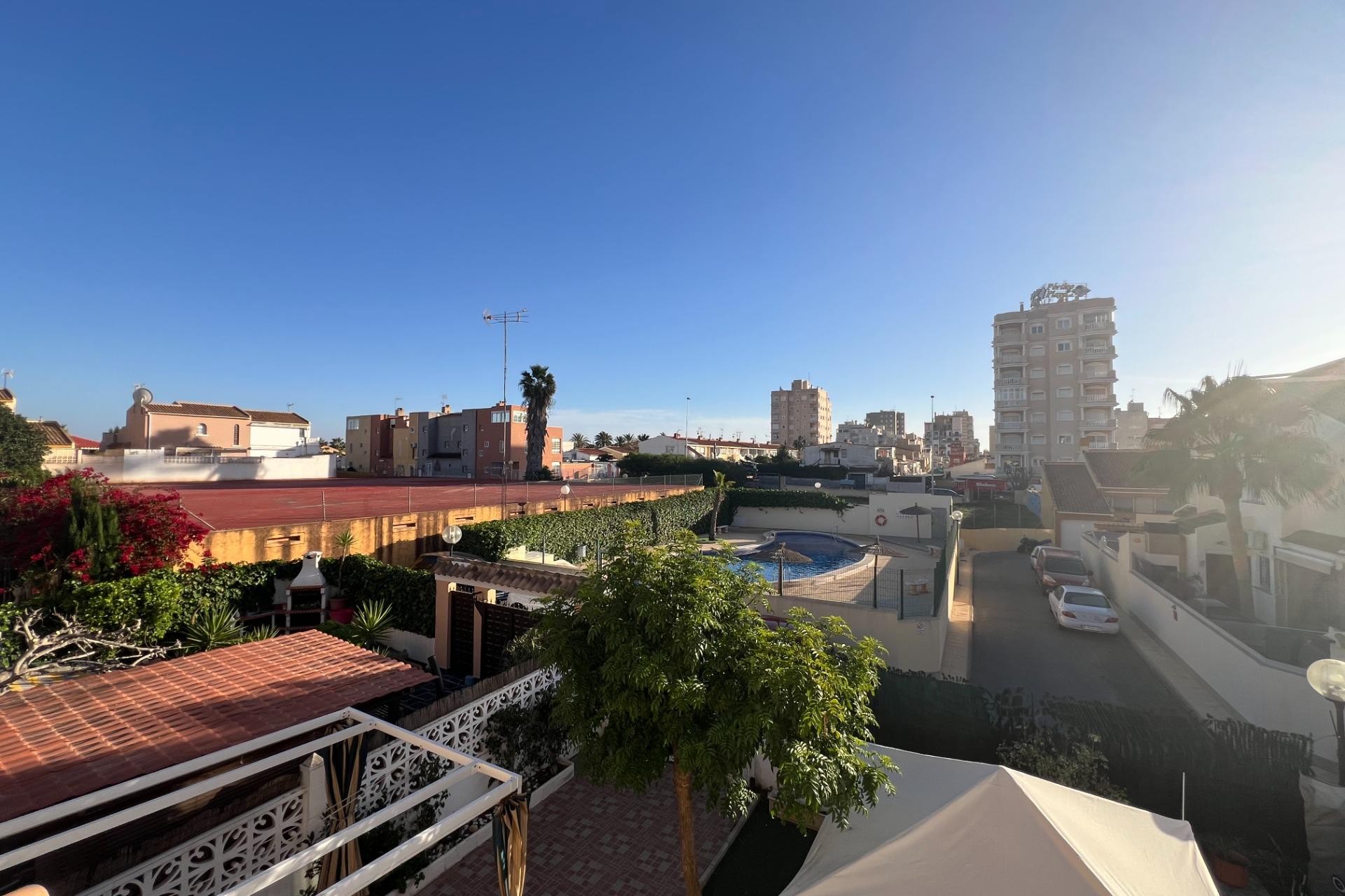 Herverkoop - Villa - Torrevieja - aguas nuevas