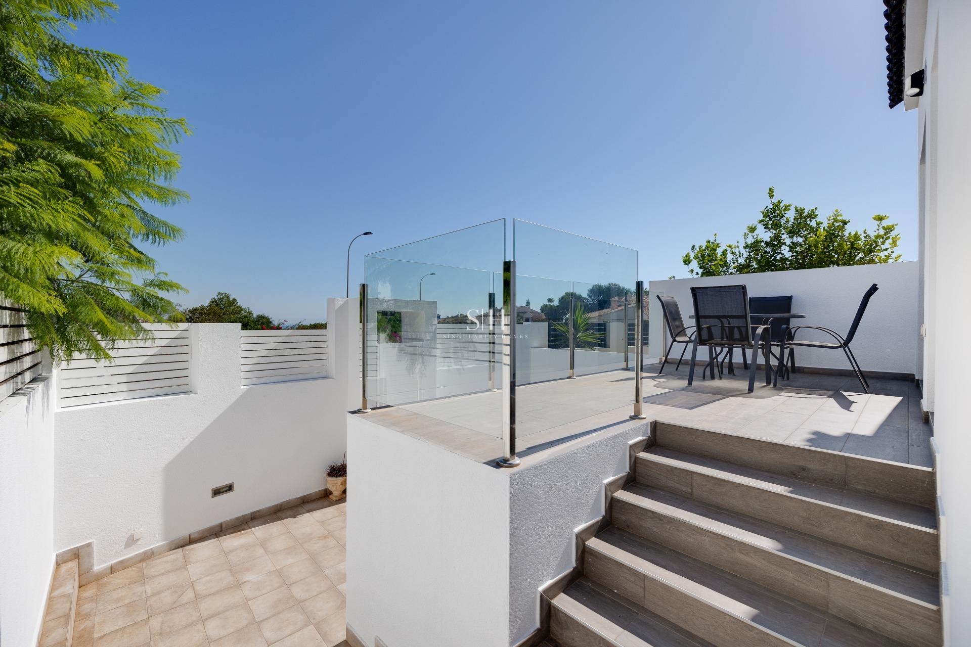 Herverkoop - Villa - Torrevieja - aguas nuevas