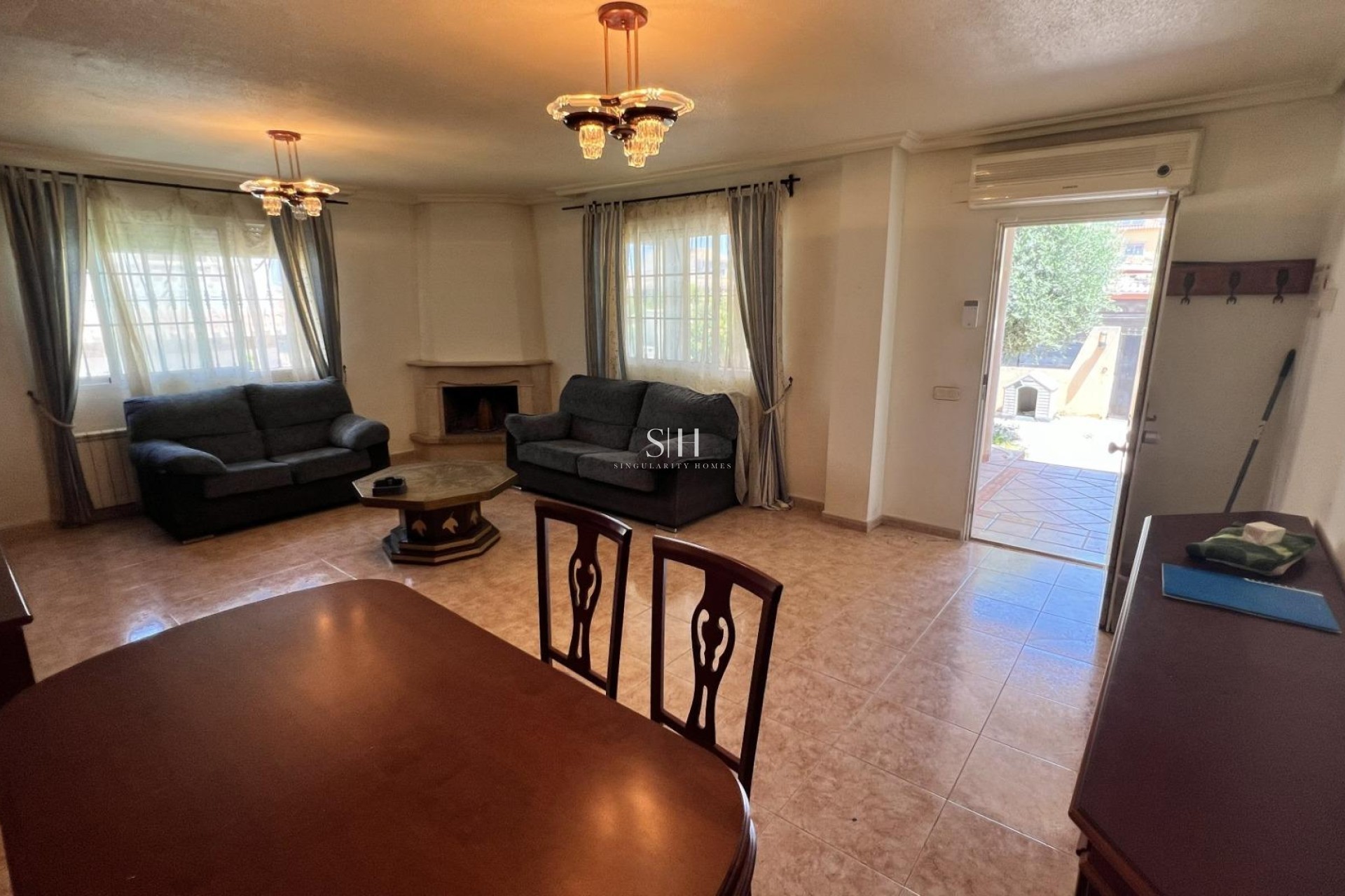 Herverkoop - Villa - Torrevieja - aguas nuevas