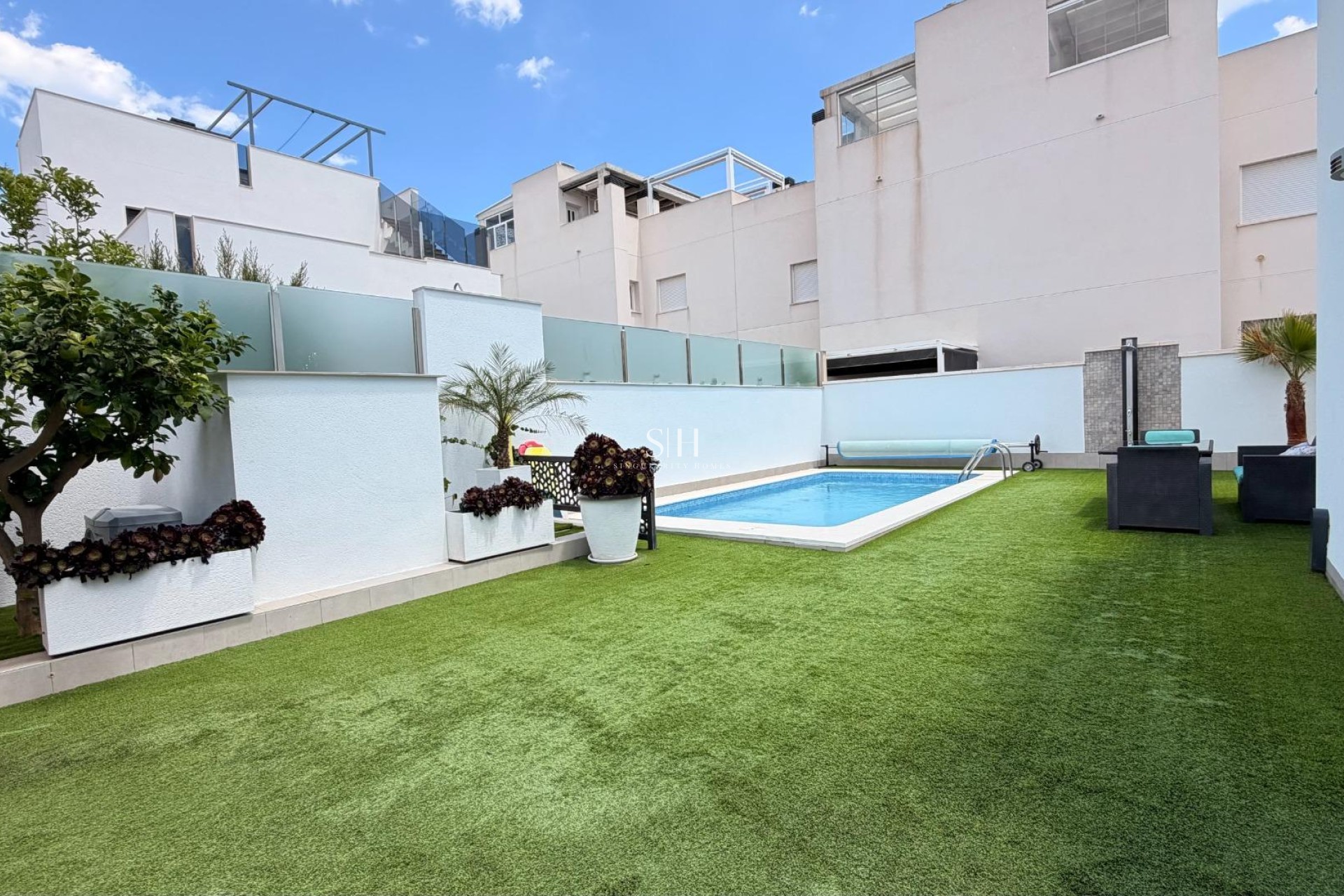Herverkoop - Villa - Torrevieja - aguas nuevas