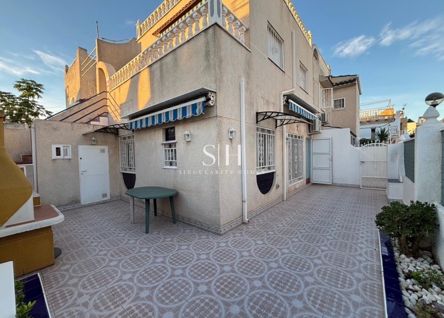 Herverkoop - Villa - Torrevieja - Carrefour