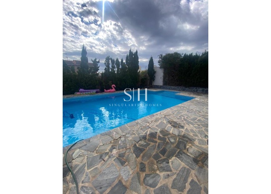 Herverkoop - Villa - Torrevieja - Costa Blanca