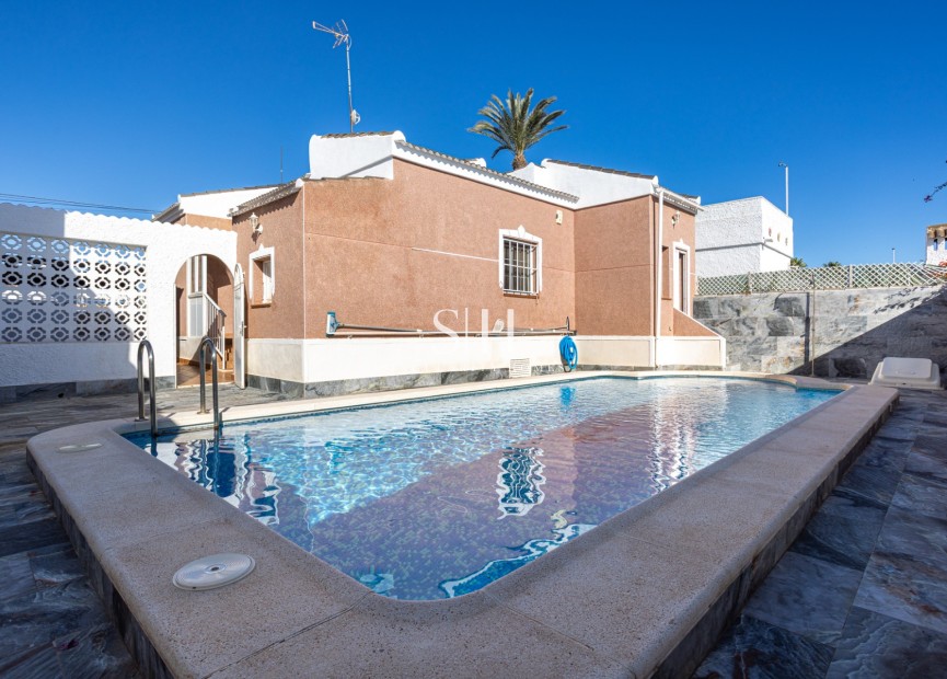 Herverkoop - Villa - Torrevieja - Costa Blanca