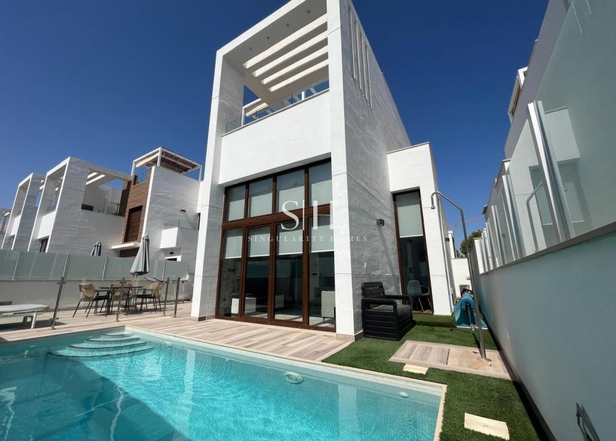 Herverkoop - Villa - Torrevieja - Costa Blanca