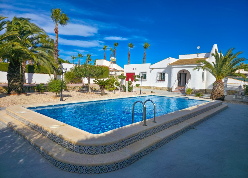 Herverkoop - Villa - Torrevieja - Costa Blanca