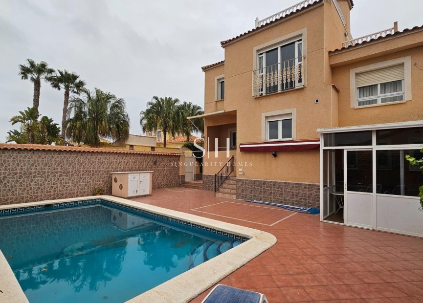 Herverkoop - Villa - Torrevieja - El Chaparral