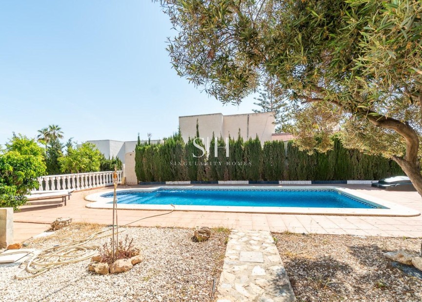 Herverkoop - Villa - Torrevieja - La Mata