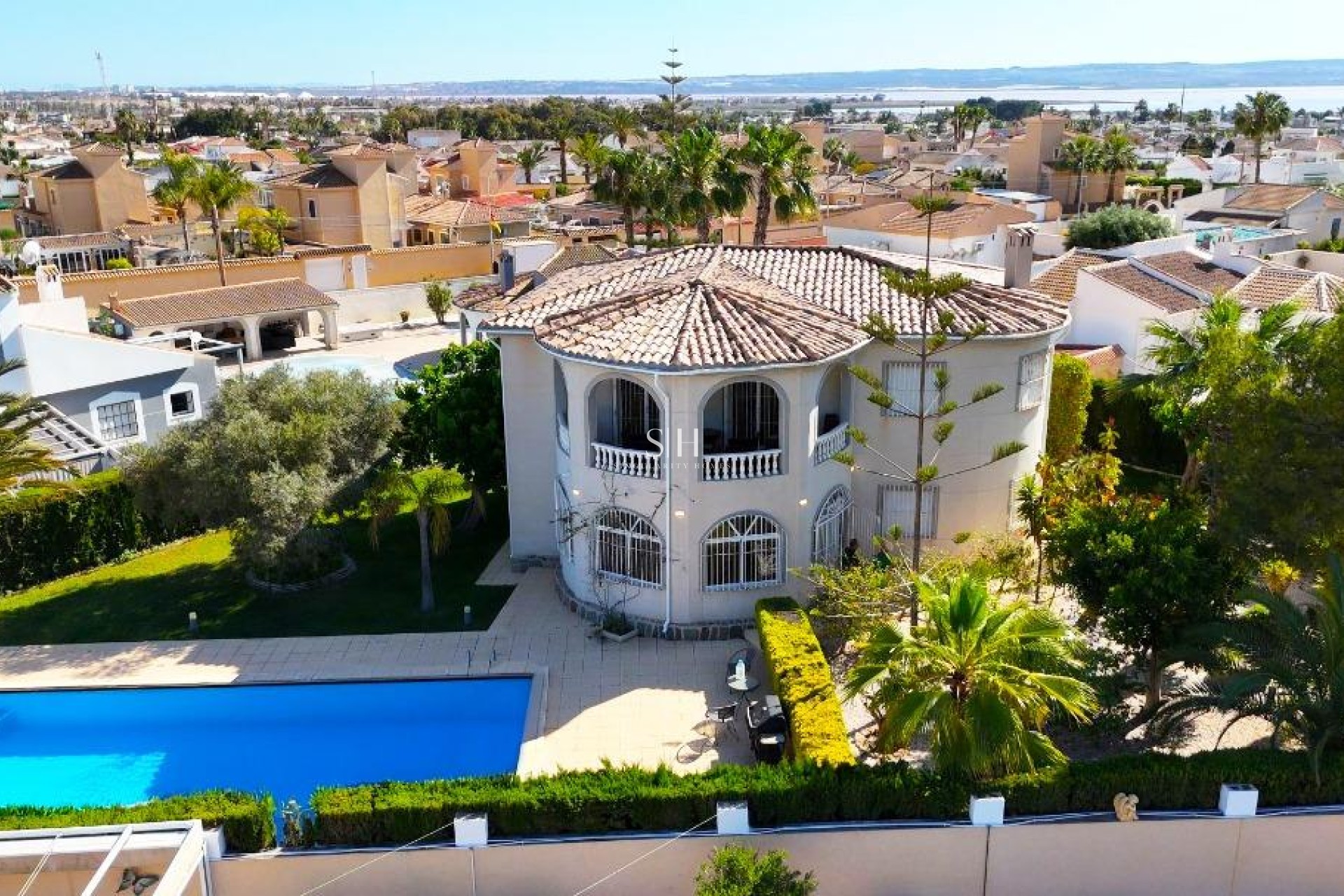 Herverkoop - Villa - Torrevieja - La siesta
