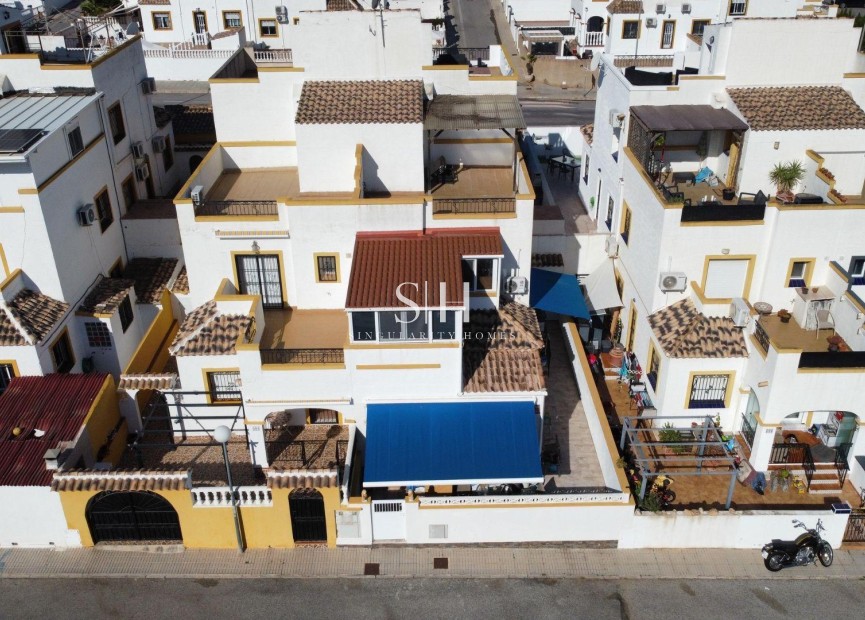Herverkoop - Villa - Torrevieja - Los balcones
