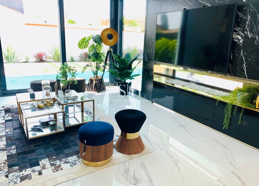 Herverkoop - Villa - Torrevieja - Torretas