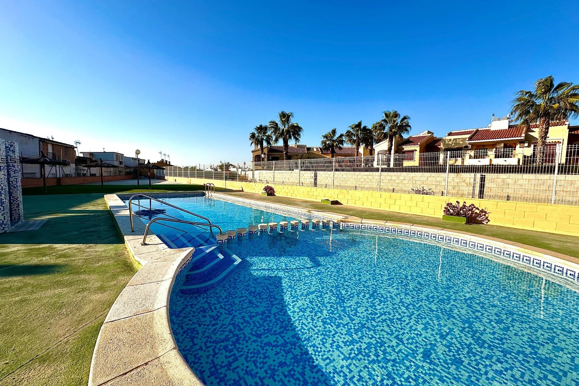 Herverkoop - Villa - Torrevieja - Torretas