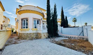 House - Resale - Los Montesinos - La Herrada