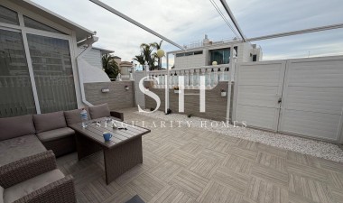 House - Resale - Orihuela Costa - La Zenia