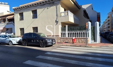 House - Resale - Torrevieja - Centro