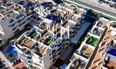 Квартира / квартира - Перепродажа - Orihuela Costa - 39603