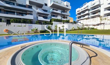 Квартира / квартира - Перепродажа - Orihuela Costa - Villamartin