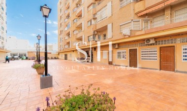 Квартира / квартира - Перепродажа - Torrevieja - 15243
