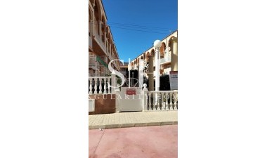 Квартира / квартира - Перепродажа - Torrevieja - La Mata Pueblo