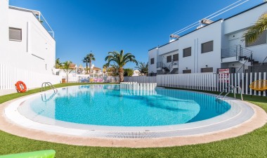 Lägenhet / lägenhet - Återförsäljning - Torre de la Horadada - Costa Blanca